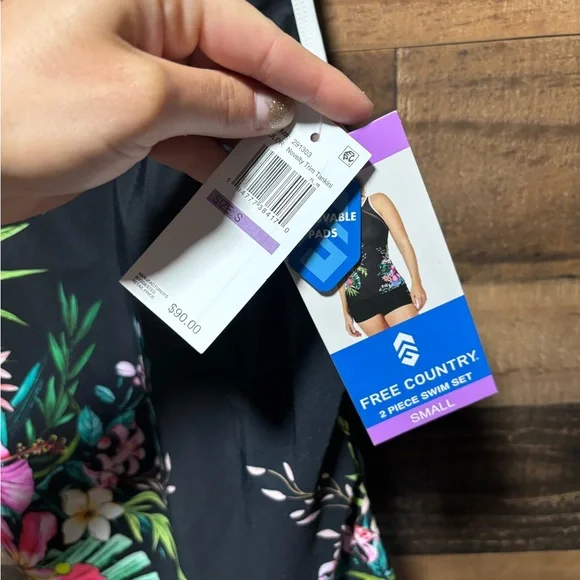 Free Country Floral Tankini Top - Picture 2 of 4